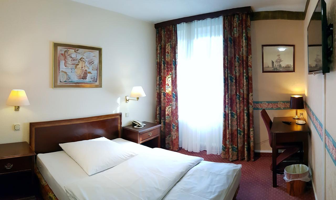 Wald-hotel 3* Troisdorf